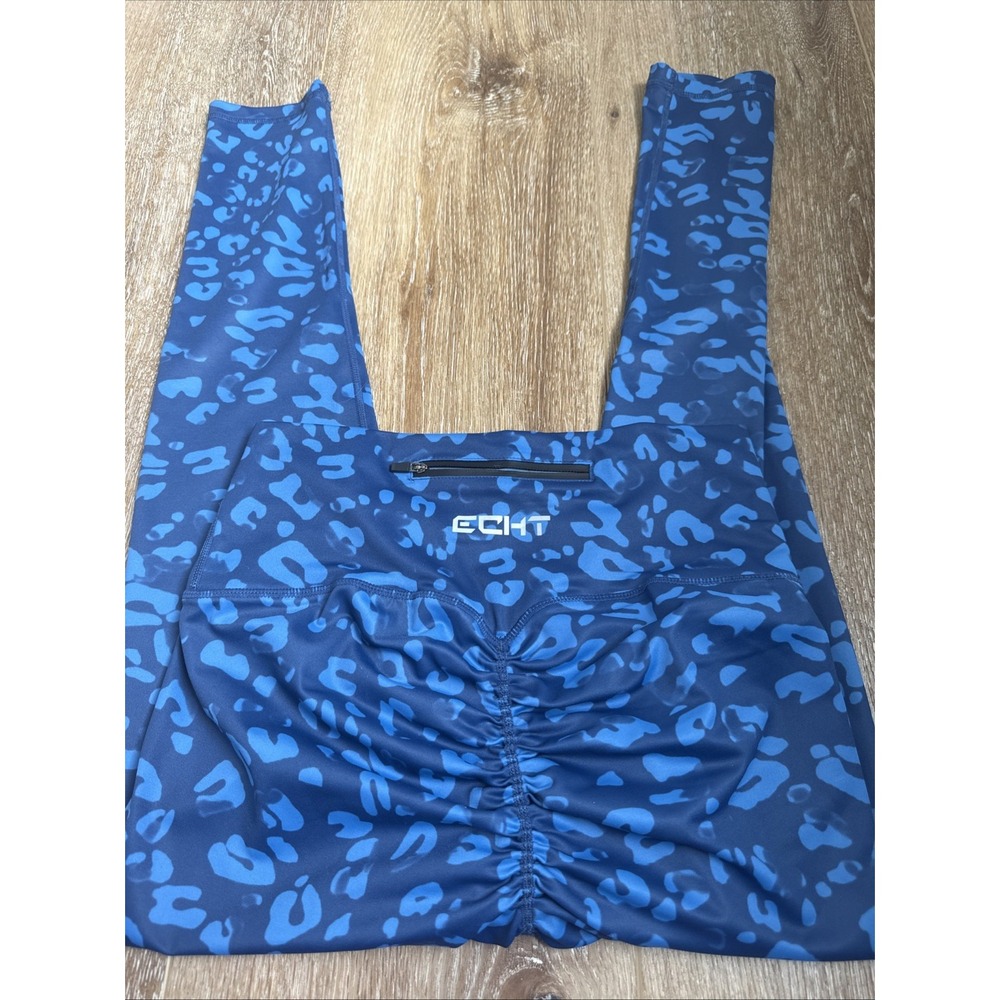 ECHT Arise Scrunch Leggings Animal Size Large Blue Activewear Gym Training‎